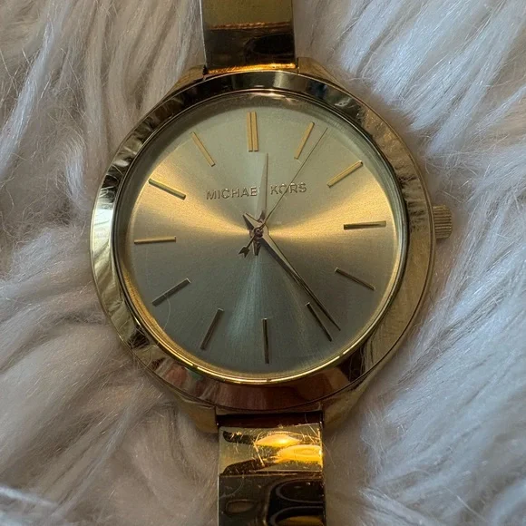 Michael Kors Gold Tone Minimalist Bracelet Watch - Picture 8 of 15